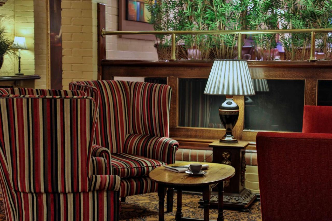 The Bull Hotel; Sure Hotel Collection By Best Western ピーターバラ エクステリア 写真