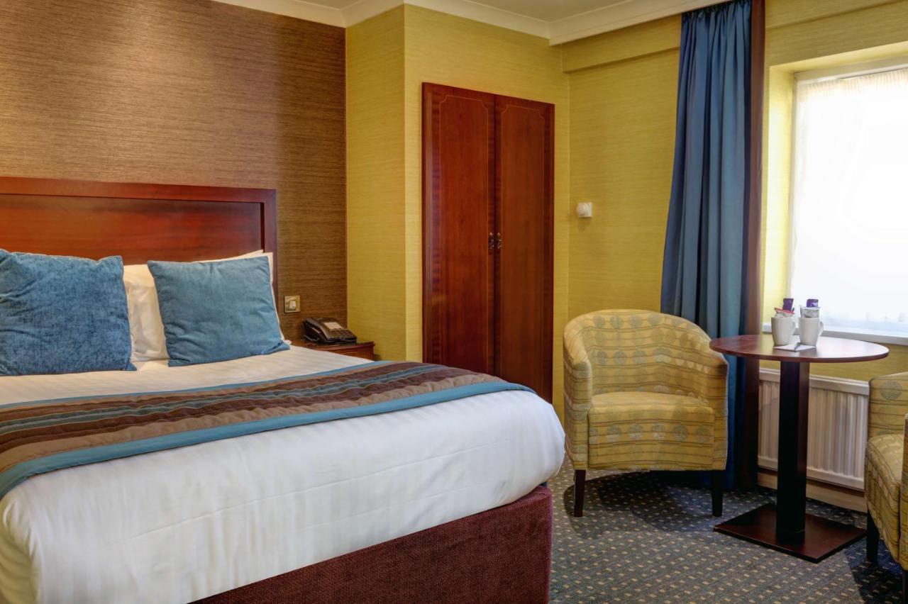 The Bull Hotel; Sure Hotel Collection By Best Western ピーターバラ エクステリア 写真