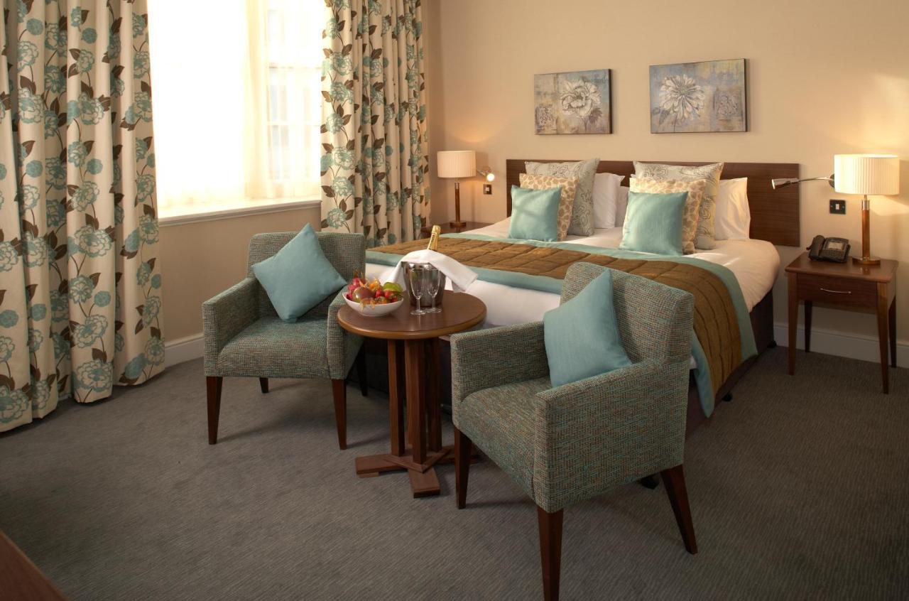 The Bull Hotel; Sure Hotel Collection By Best Western ピーターバラ 部屋 写真
